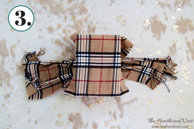 Gift Wrapping With A Winter Scarf! EcoFriendly &