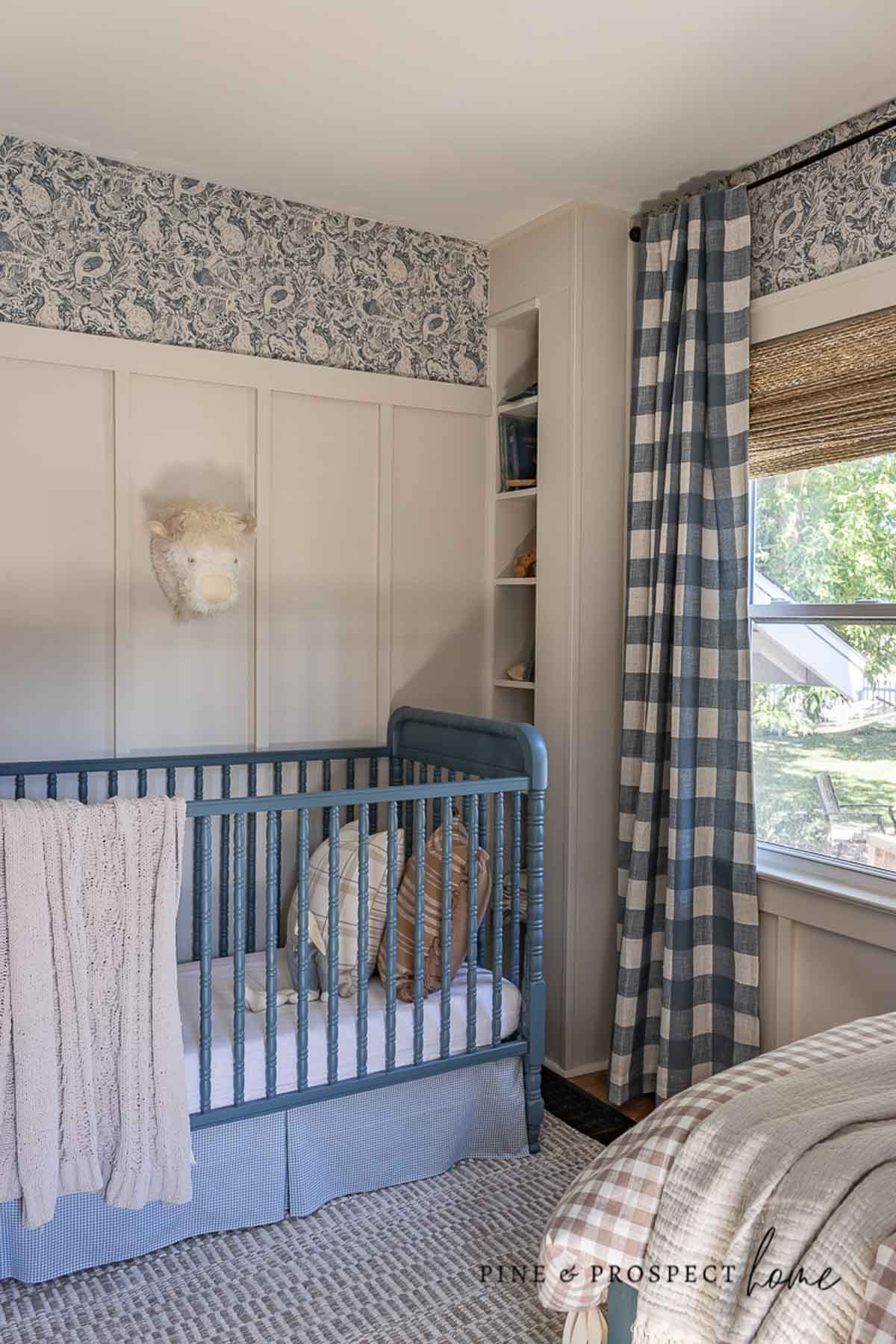 pale taupe painted nursery board and batten