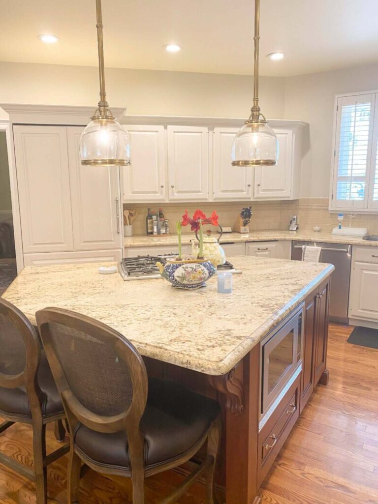 Sherwin Williams Natural Linen (9109) ULTIMATE Review + Pictures