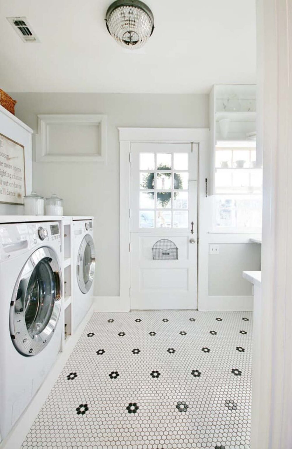 10 BEST Greige Paint Colors in 2025 + Real Home Pics
