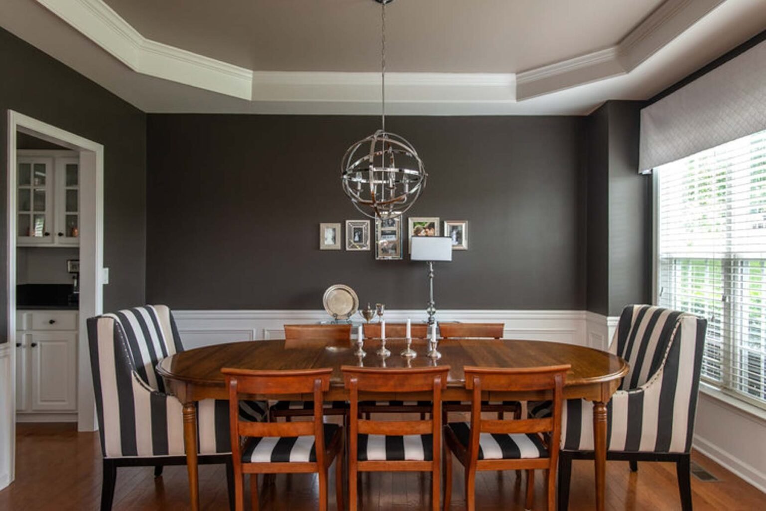 Sherwin Williams Black Fox (SW 7020) ULTIMATE Review + Pictures