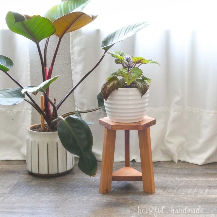 plant stand with scrap wood