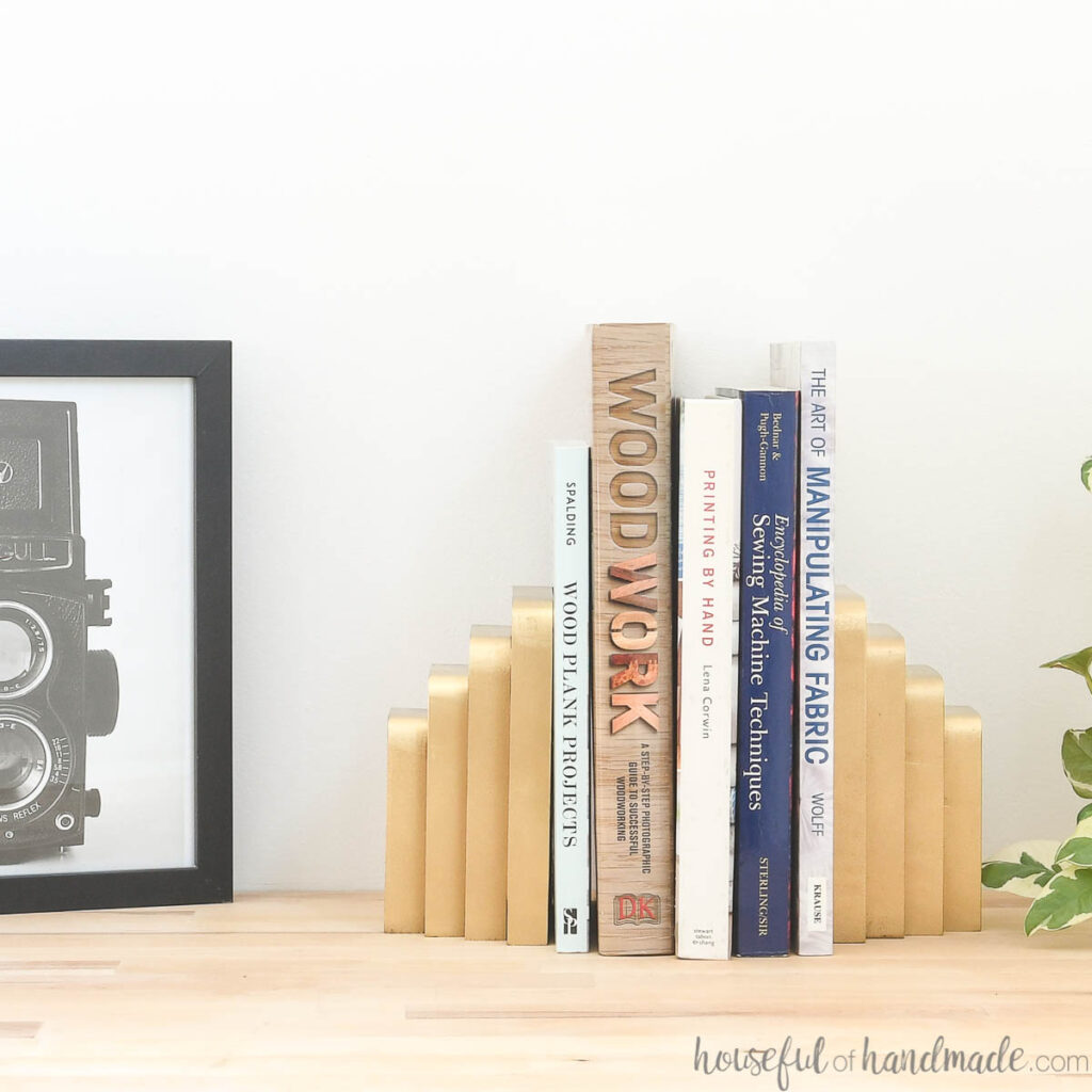 19 Easy DIY Bookends To Display Your Favorite Books